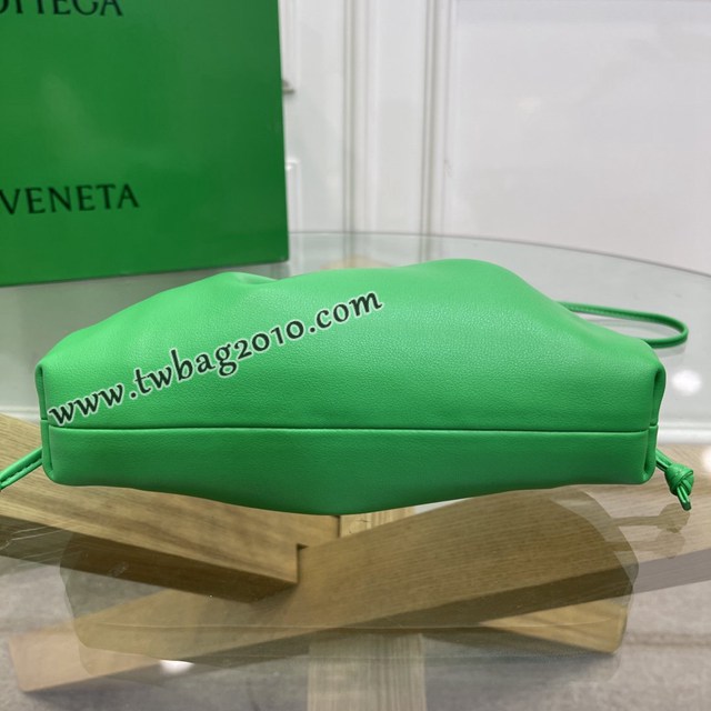 Bottega veneta高端女包 98057 寶緹嘉小號雲朵包 BV經典款pouch雲朵包  gxz1282